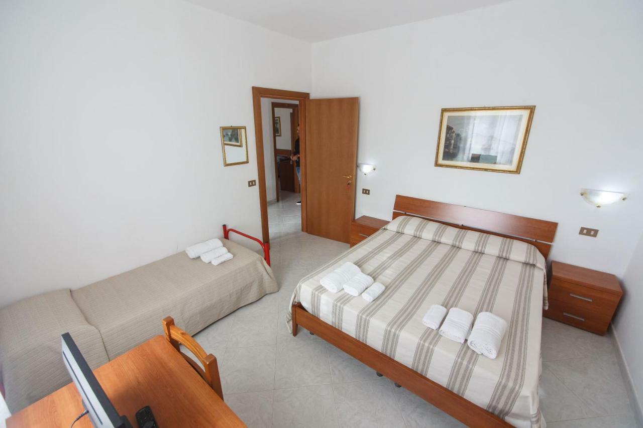 ヴァルデーリチェ Casa Vacanze L'Orizzonteアパートホテル エクステリア 写真
