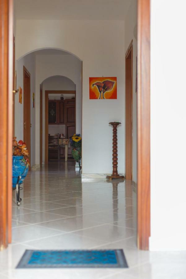 ヴァルデーリチェ Casa Vacanze L'Orizzonteアパートホテル エクステリア 写真