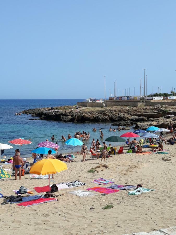 ヴァルデーリチェ Casa Vacanze L'Orizzonteアパートホテル エクステリア 写真