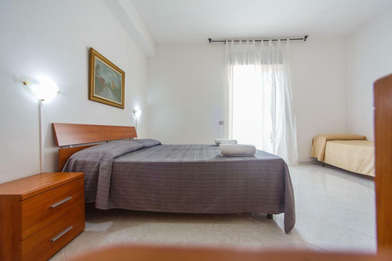ヴァルデーリチェ Casa Vacanze L'Orizzonteアパートホテル エクステリア 写真