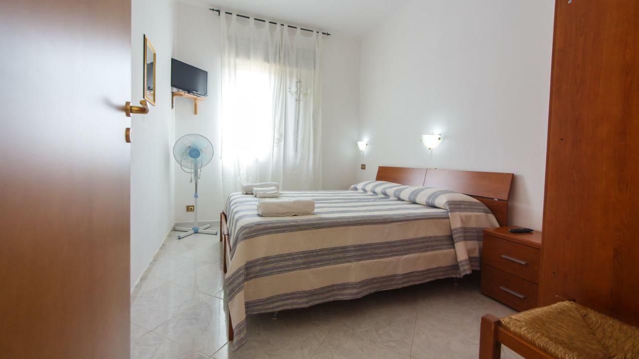 ヴァルデーリチェ Casa Vacanze L'Orizzonteアパートホテル エクステリア 写真