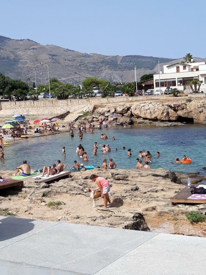 ヴァルデーリチェ Casa Vacanze L'Orizzonteアパートホテル エクステリア 写真